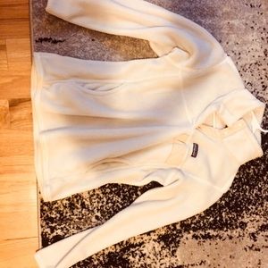 Patagonia sweatshirt